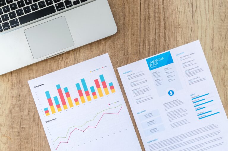 Printed market charts and notes for signal analysis